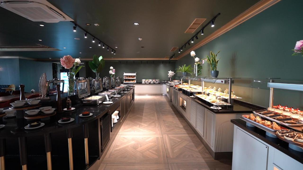 Hotel Luxury Premium Finese Golem  Esterno foto